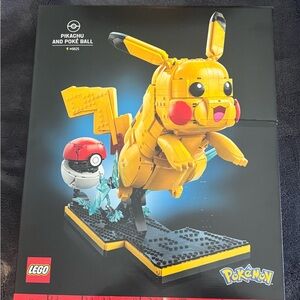 Lego Pokemon Pikachu and Poke Ball (2050 Pcs) Set 72152 Sealed In Hand NEW